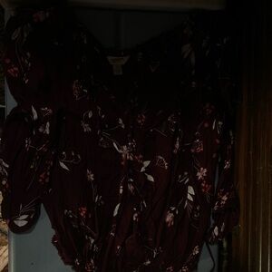 Arizona Jean Company Burgundy Floral Blouse